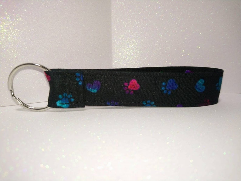 New Key Fob Wrist Lanyard Wristlet Key Chain Fabric Strap Paw Print Heart Pet