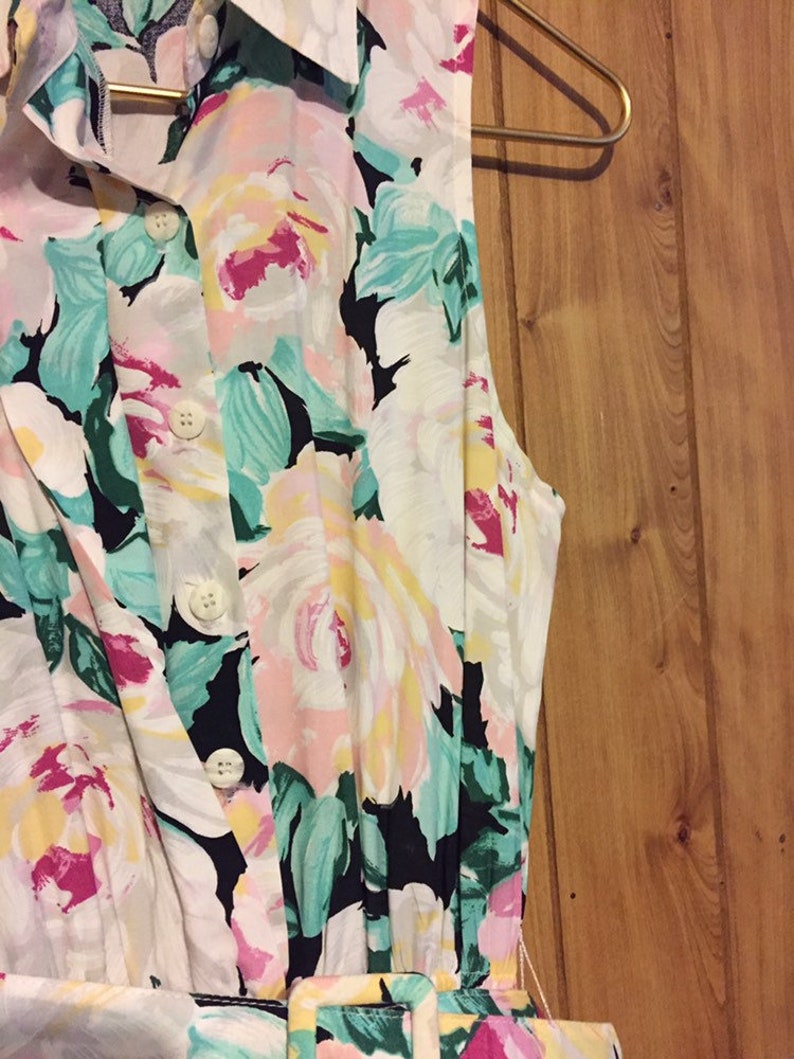 80/'s Floral Collared Tea Dress Day Dress Summer Dress Picnic Belted Floral Ditsy Button Front Down Open Boho XS S