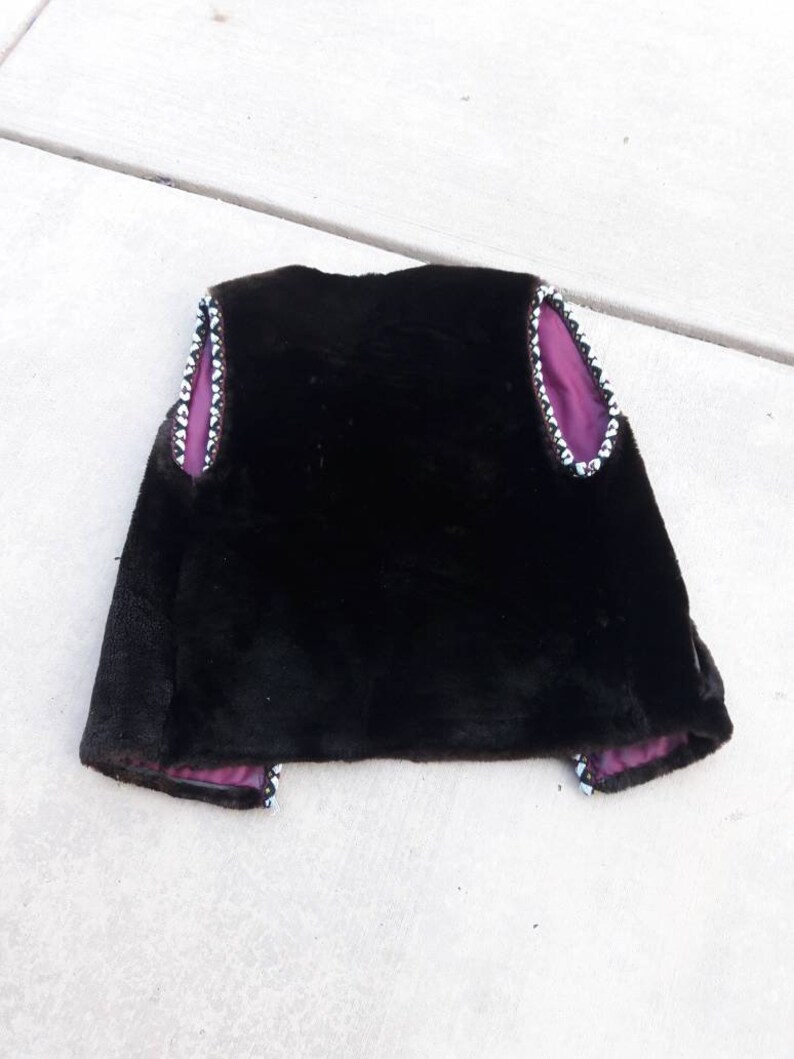 70s Faux Fur Vest Mouton Vest Boho Embroidered Detail Hippie Cozy Vest Tribal Ethnic Folk M L