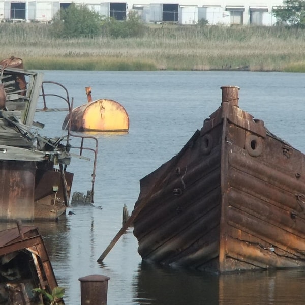 Rusty Boats Staten Island New York