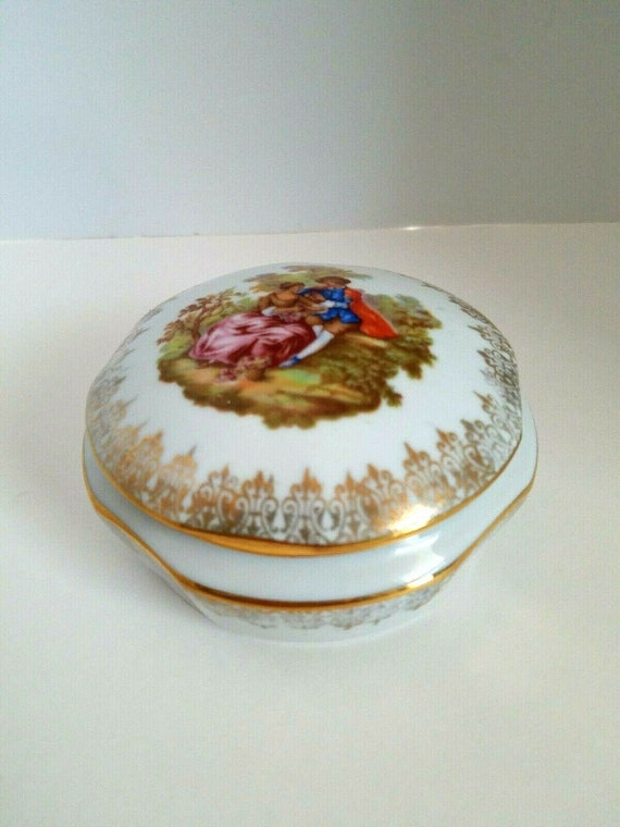 Vintage Limoges France Porcelain Lidded Trinket Bo