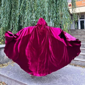 Burgundy Velvet Hooded Cape Full Circle Cloak Renaissance Costume with Lining for Cosplay, Medieval Wedding or Halloween Outfit