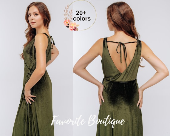 Abito da damigella d'onore in velluto oliva senza maniche con