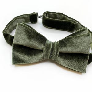 DUSTY SAGE Velvet Bow tie Velvet Tie Groomsmen Necktie Velvet Kids Necktie Velvet Suspender Pocket Square Black Velvet Tie