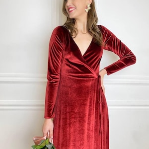 RED BURGUNDY Velvet Bridesmaid Dress | Pomergranate Velvet |Mother of the Bride Velvet Prom Dress | Long Sleeve V Neck Dress | Evening Dress