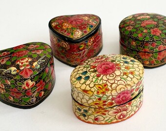 Floral Lacquered Wood Box Pillbox Tinket Box Heart Circle Oval Lid Lidded Small Wooden Jewelry Ring Boxes Vintage Hand Painted Floral Bird