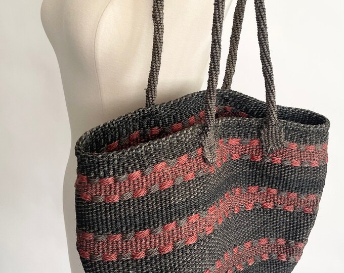 Faded Sisal Market Bag Woven Straps Black Pink Stripes Striped Beach Bag Tote Clean Interior