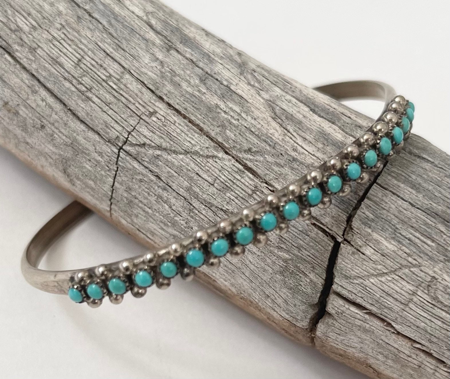 Skinny Turquoise Vintage Native American Zuni Sterling Silver Necklace Skinny Turquoise Vintage Native American Zuni Sterling Silver Necklace