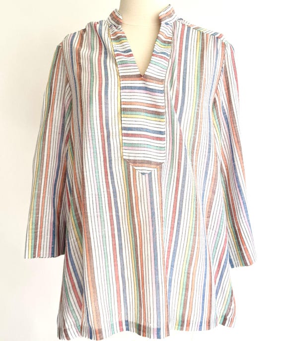 Lightweight 70s Striped Top Tunic Shirt Vintage White Woven Top with Pastel Stripes Spring Summer Beach Wear Cover Up