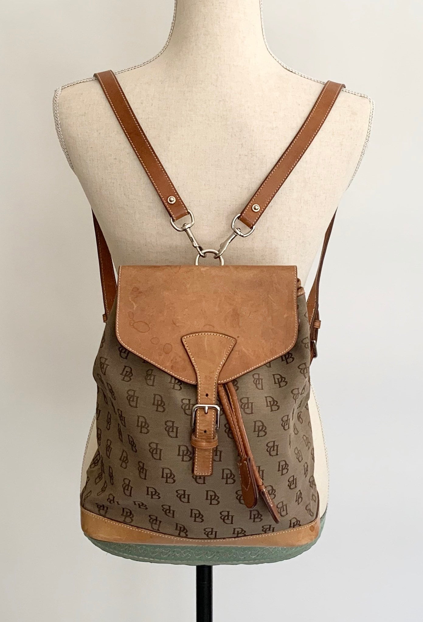 Dooney and Bourke Backpack Bag Vintage Designer Bags Tan Leather Flap ...