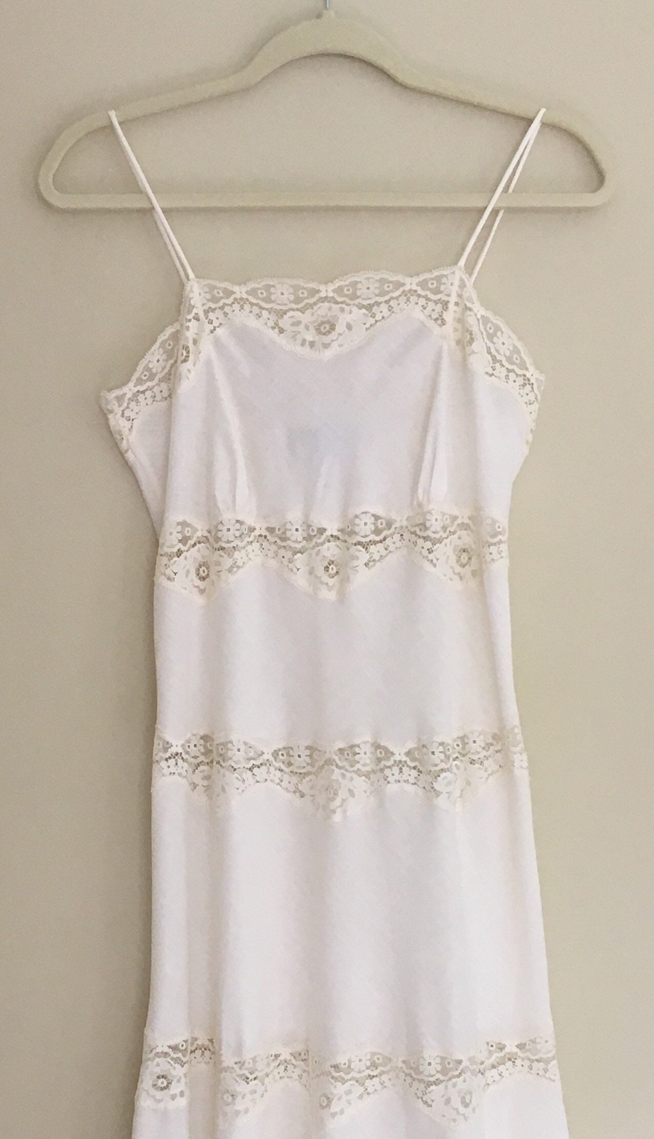 Long White Lace Nightgown Slip Nightie Vintage Lily Of France