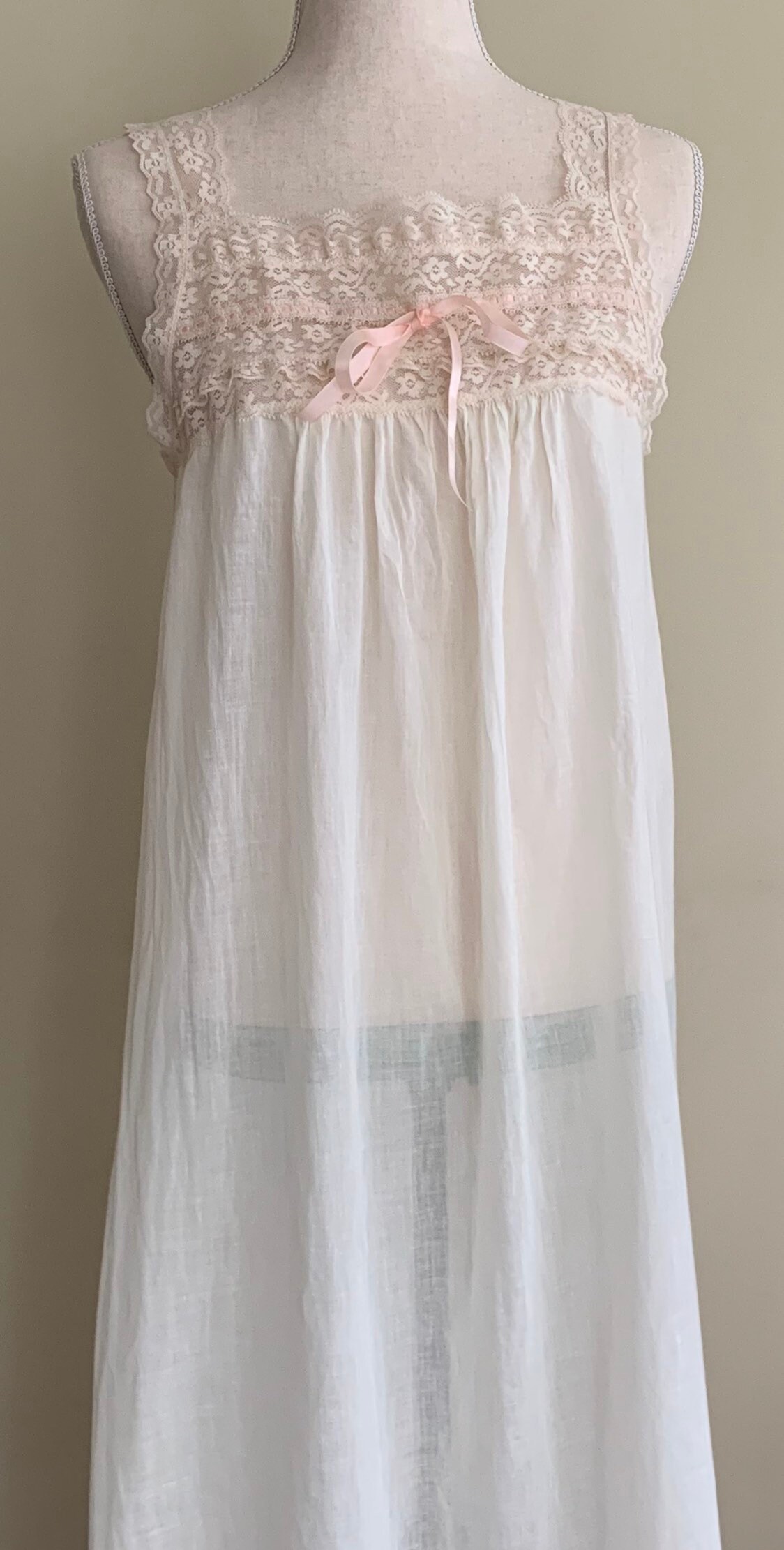 Floor Length White Nightgown Slip Nightie Vintage Formfit