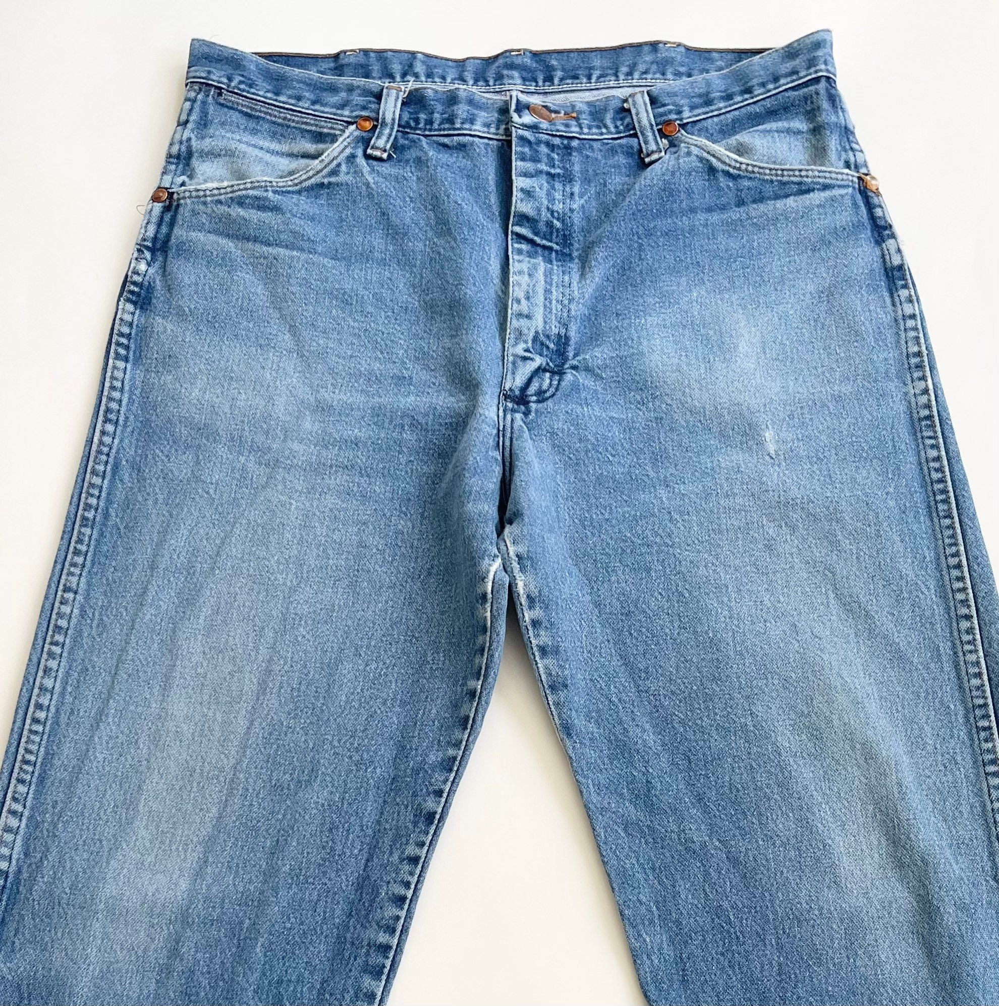 70s Wrangler Denim Jeans Made in USA Faded Medium Blue Vintage Wash ...