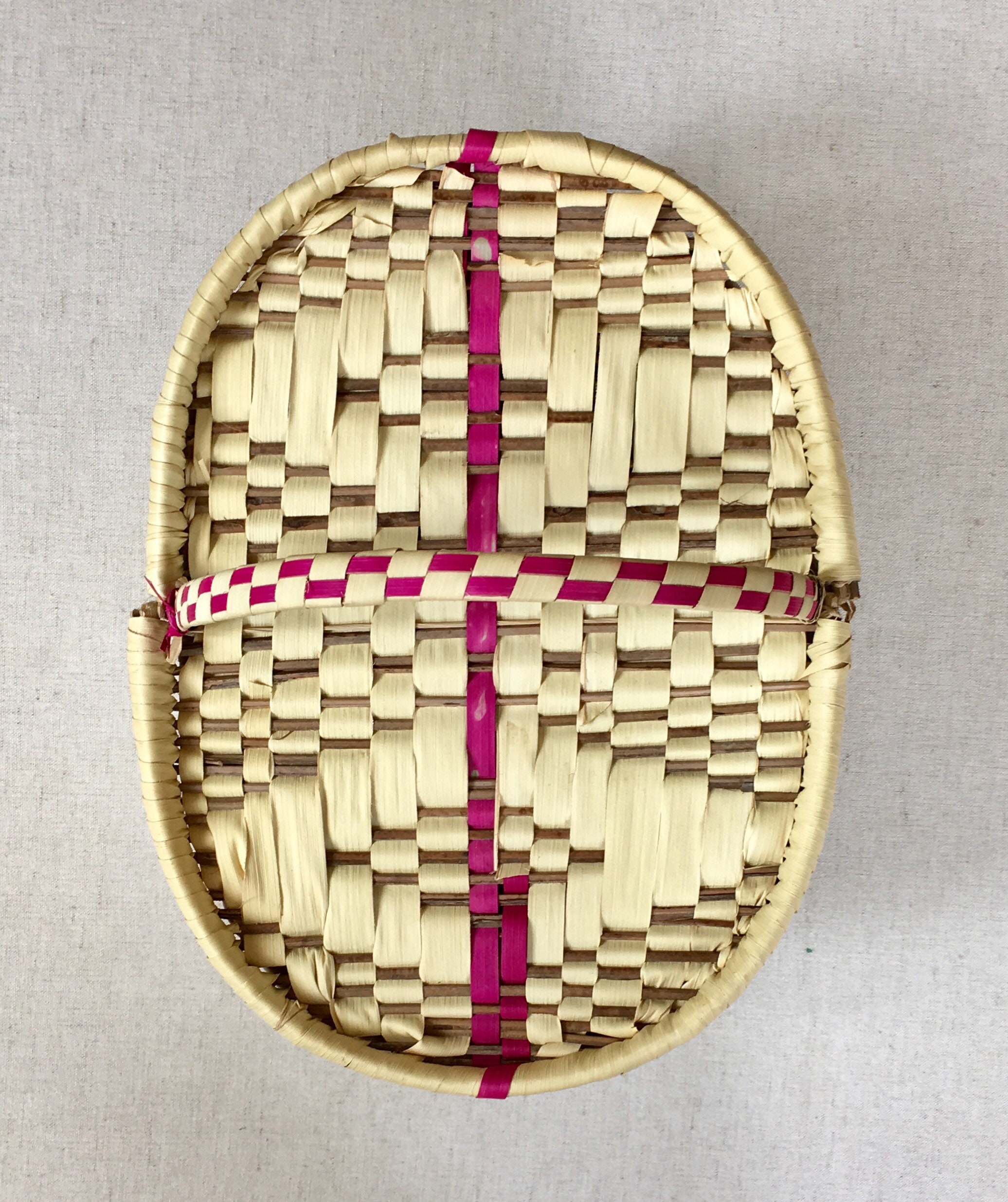 Small Straw Picnic Basket Sewing Basket Woven Wicker Rattan Beige Brown