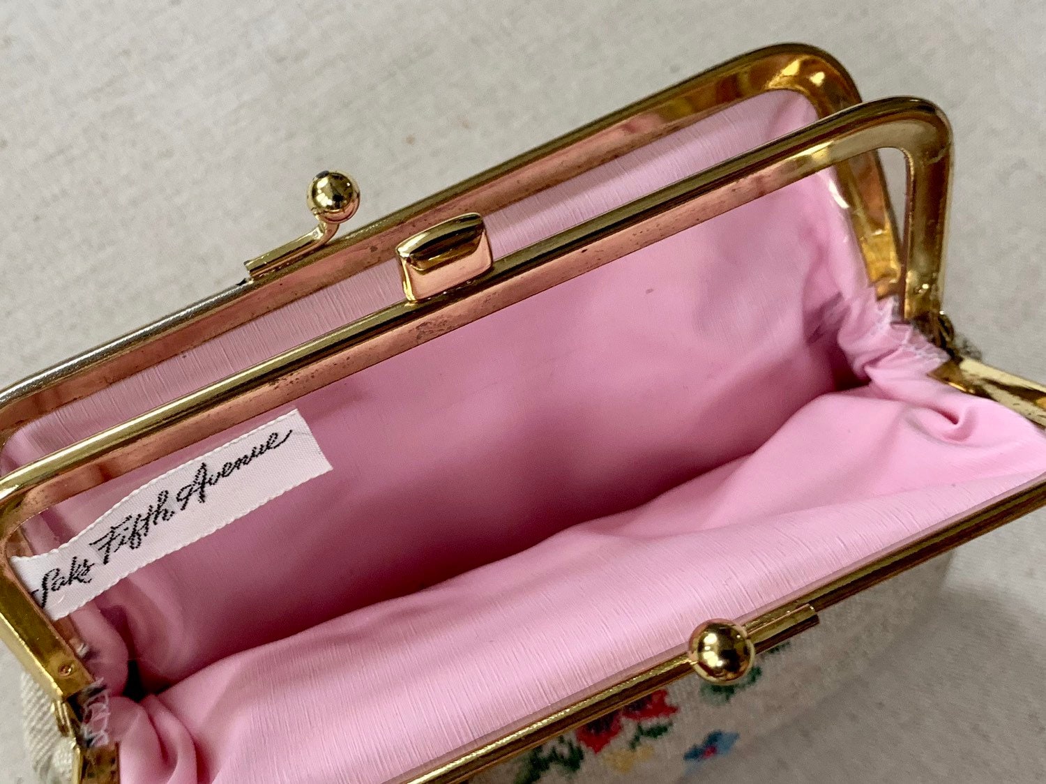 Saks Fifth Avenue Clutch Coin Purse Pouch Needlepoint Victorian Style