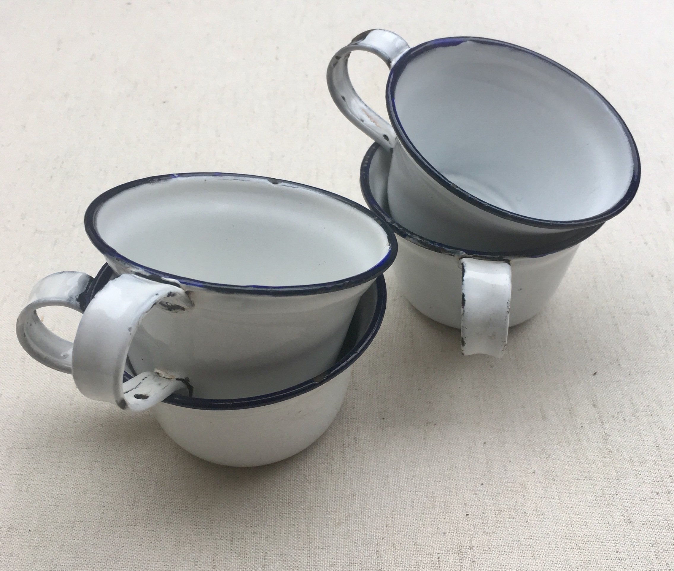 Enamelware Coffee Cups Mugs Set of 4 Vintage 50s White Blue Trim Rustic