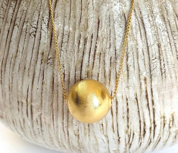Vintage Gold Ball Necklace Choker 70s 80s Textured Ribbed Gold Tone Ball Pendant 16" Chain Costume Jewelry
