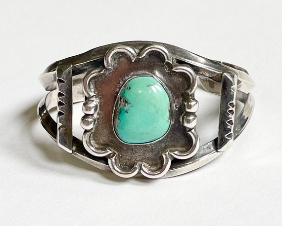 Heavy Vintage Turquoise Cuff Bracelet 60s 70s Native Heavy Vintage Turquoise Cuff Bracelet 60s 70s Native