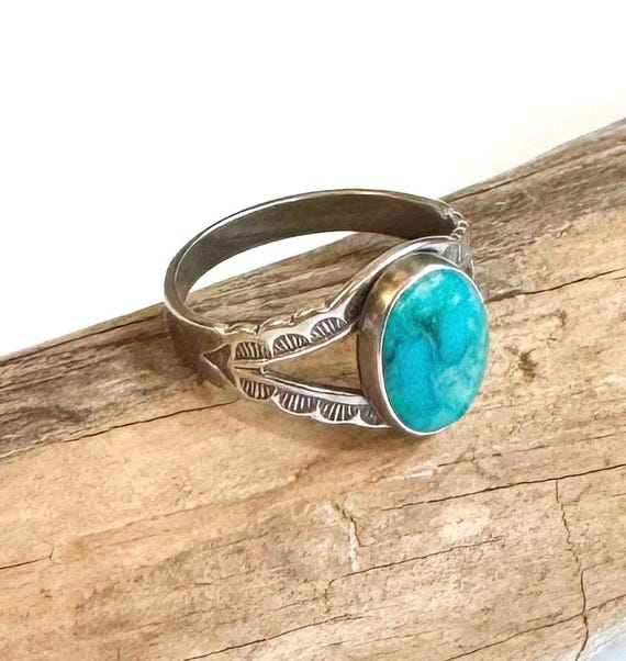Antique Navajo Turquoise Ring 20s 30s 40s Native American Sterling Oval Cabochon Hand Stamped Band Size 5.75