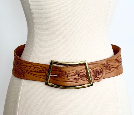 Floral Tooled Leather Belt Vintage 60s 70s Hand Tooled Wide Tan Brown Leather Western Waist Belt Brass Tone Buckle