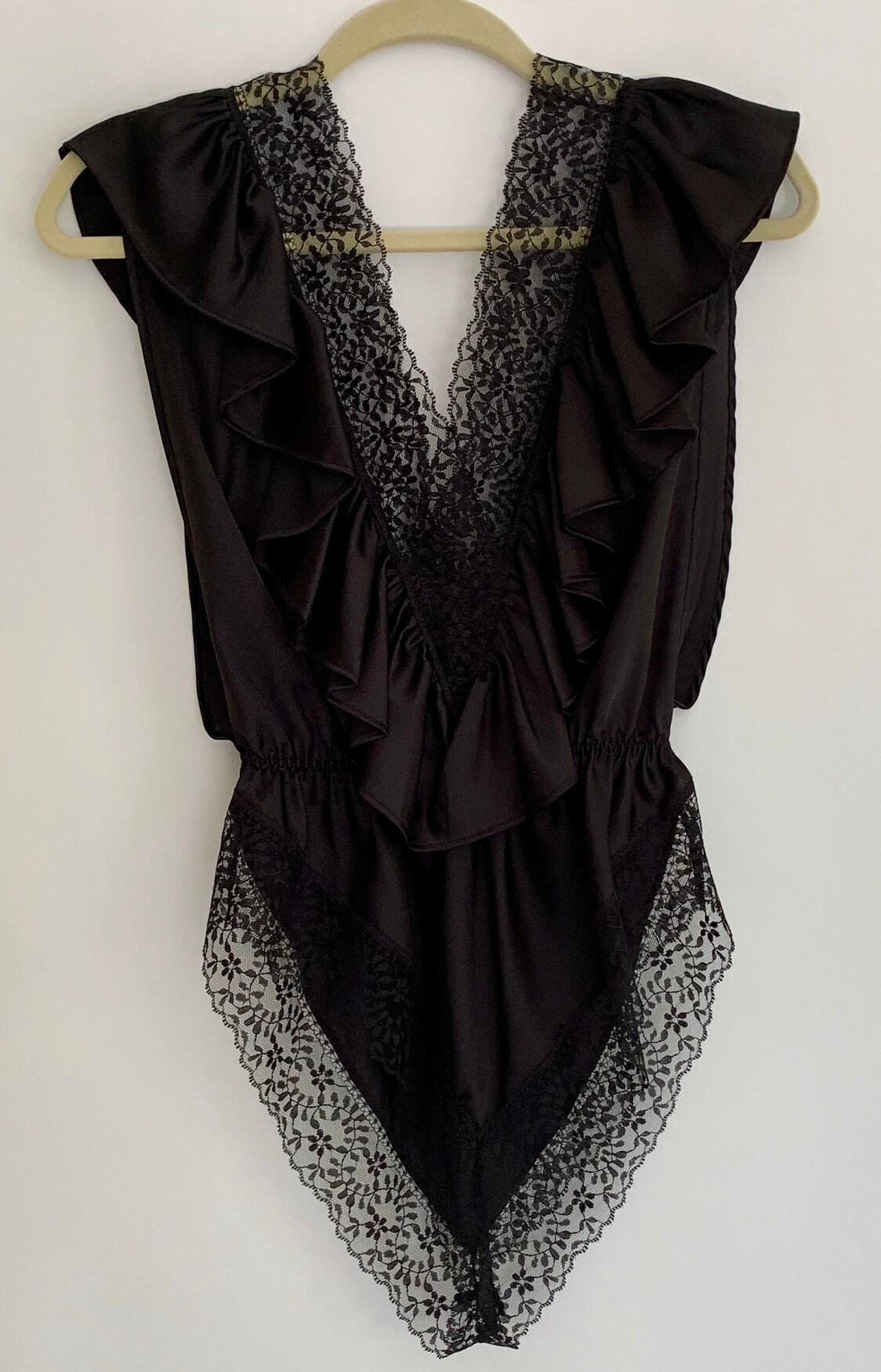 Gorgeous Black Romper Teddy Vintage Lily Of France Made In Usa Lace Ruffles Excellent Condition