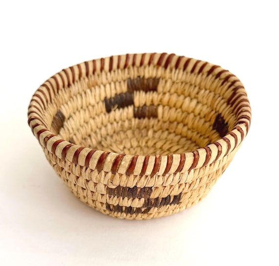 Small Vintage Papago Basket Bowl Southwest Native American