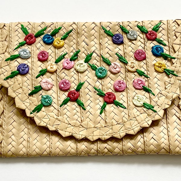 Embroidered Straw Clutch Bag Envelope Clutch Boho Vintage 70s Beige Spring Summer Purse Colorful Floral Embroidery Raffia Flowers