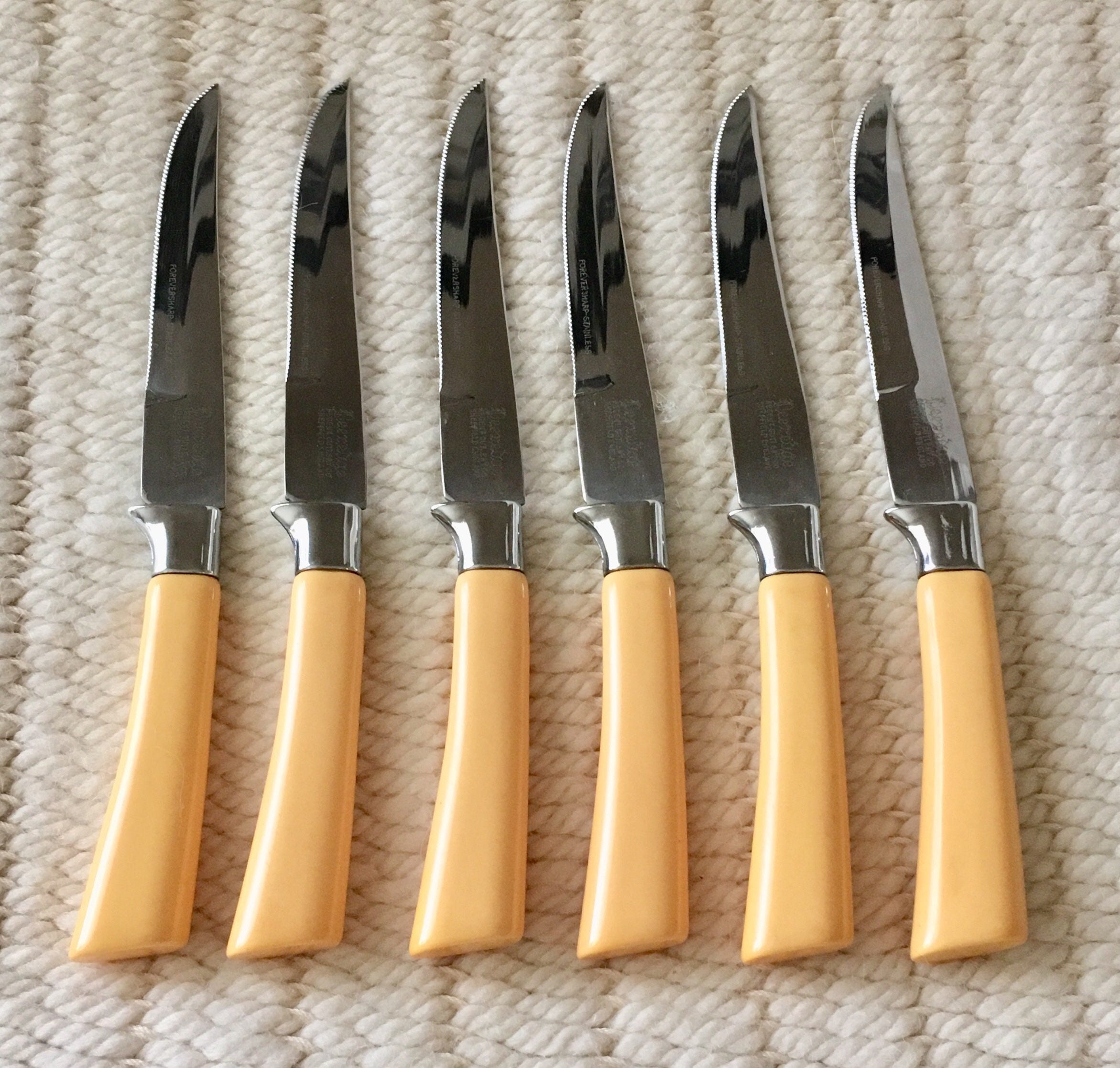 Regent Sheffield Steak Knives Set of 12, Sheffield England Stainless,  Arbleized Brown Plastic Steak Knives, Forever Sharp Knife Set 