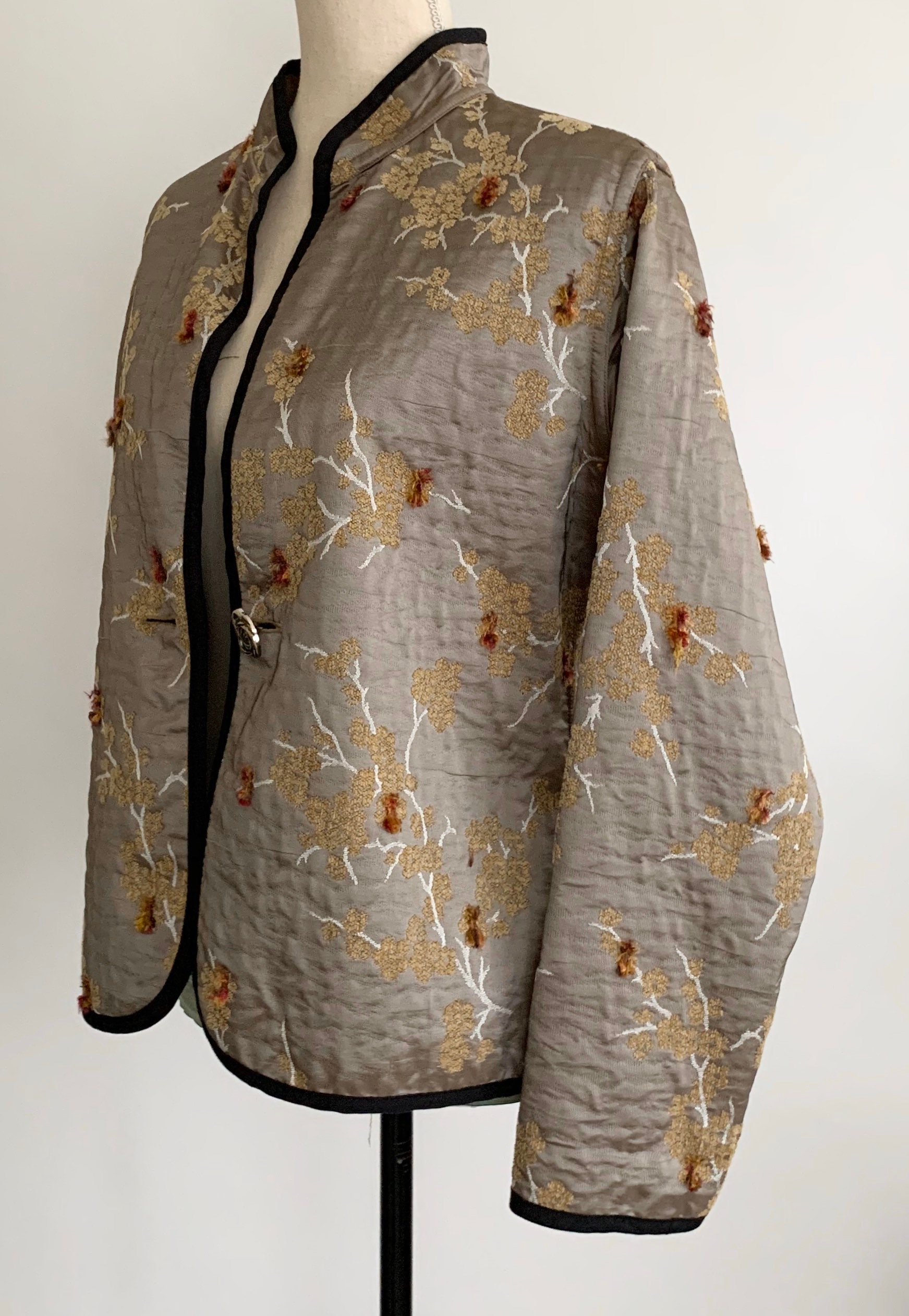 Embroidered kimono jacket
