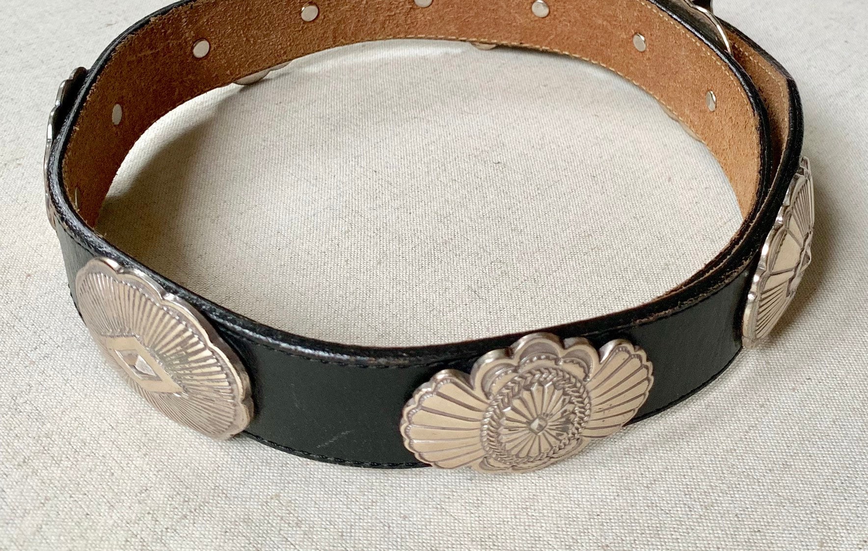 Western Leather Concho Belt Vintage 1992 Justin Distressed Black Top