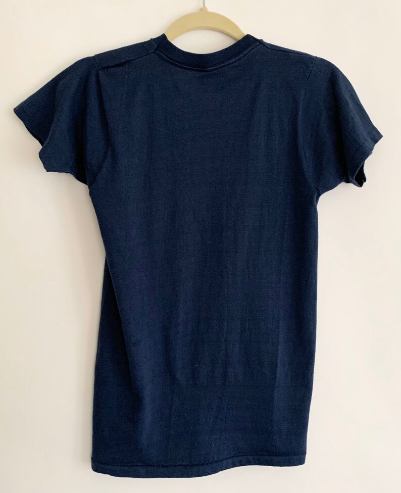Vintage KISS T Shirt 70s Glitter Iron On Transfer Soft 50 50 Poly Cotton Rare Graphic Tee Dark Midnight Blue Made in USA Size XS S