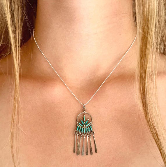 Vintage Zuni Turquoise Needlepoint Pendant Necklace: Sterling Silver Native American Jewelry