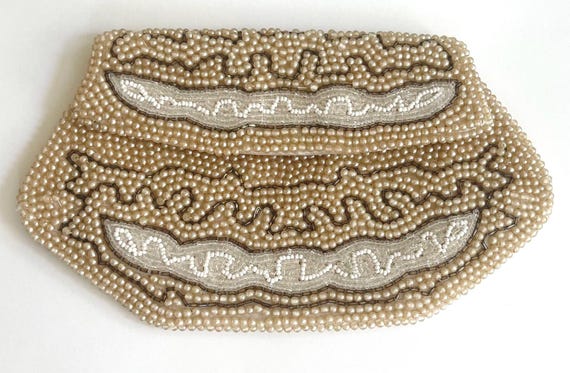 Vintage Pearl Beaded Bag Clutch Purse Vintage Mid Century 50s 60s Ivory White Silver Beads Satin Lining Wedding Bridal Something Old