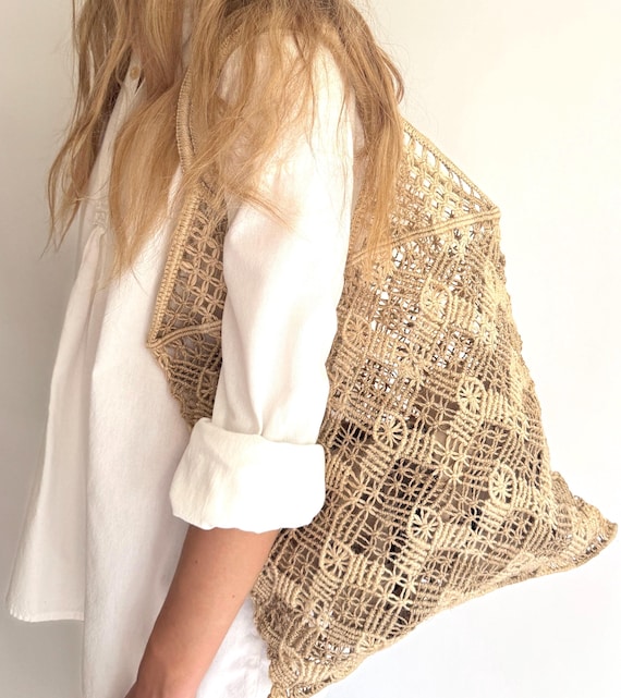 70s Straw Bag Tote Vintage Tag Attached Open Weave Two Tone Beige Sisal Boho Summer Beach Market Bag