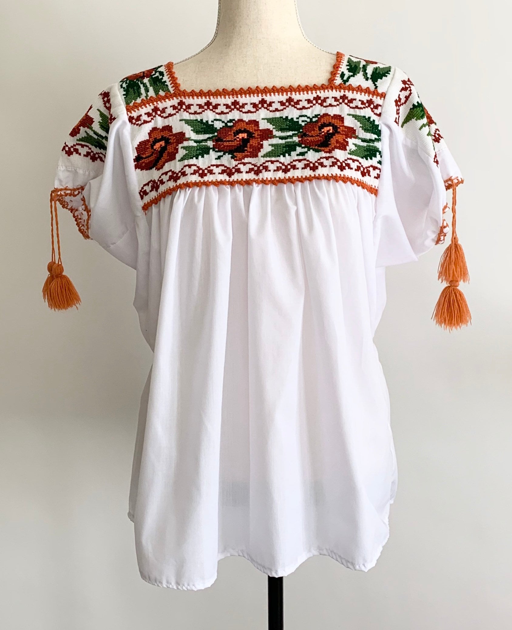 Embroidered Mexican Tunic Top Vintage White Cotton Blend Floral