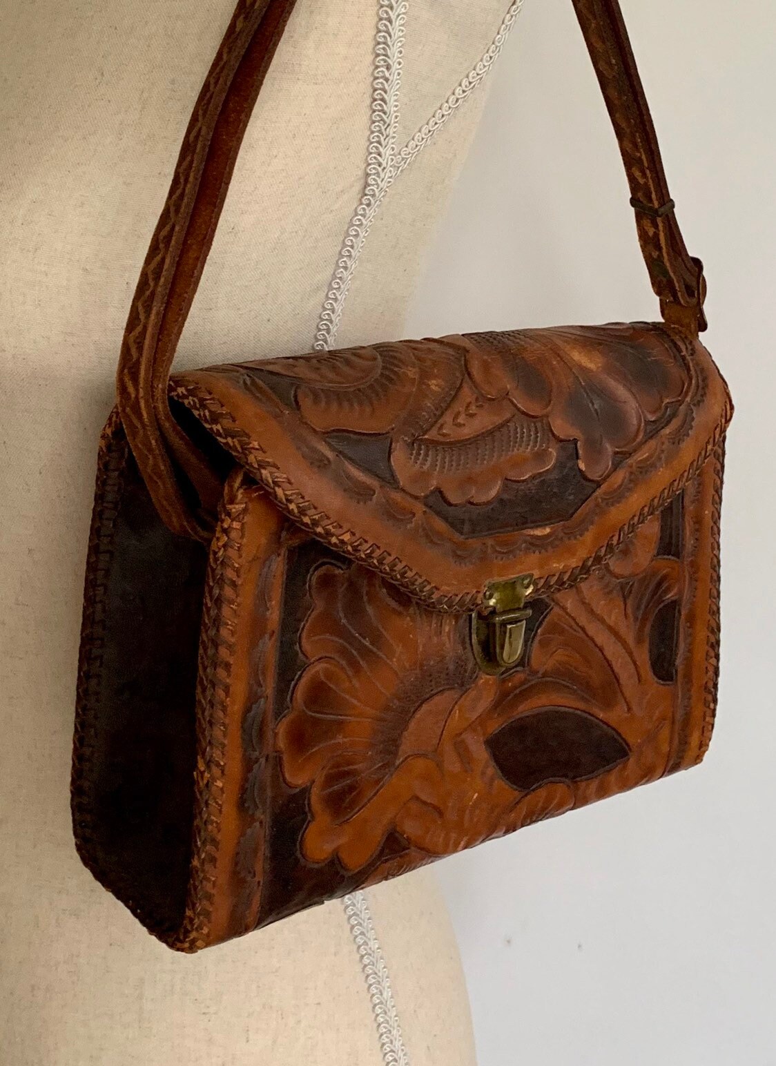 Tooled Leather Purse Handbag Vintage 60s 70s Dark Brown Hand Tooled ...