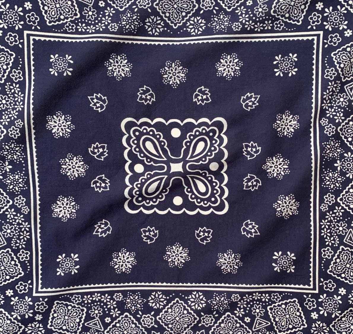 Lightweight Navy Blue Bandana Vintage Indigo Floral Print Fast Color 13960