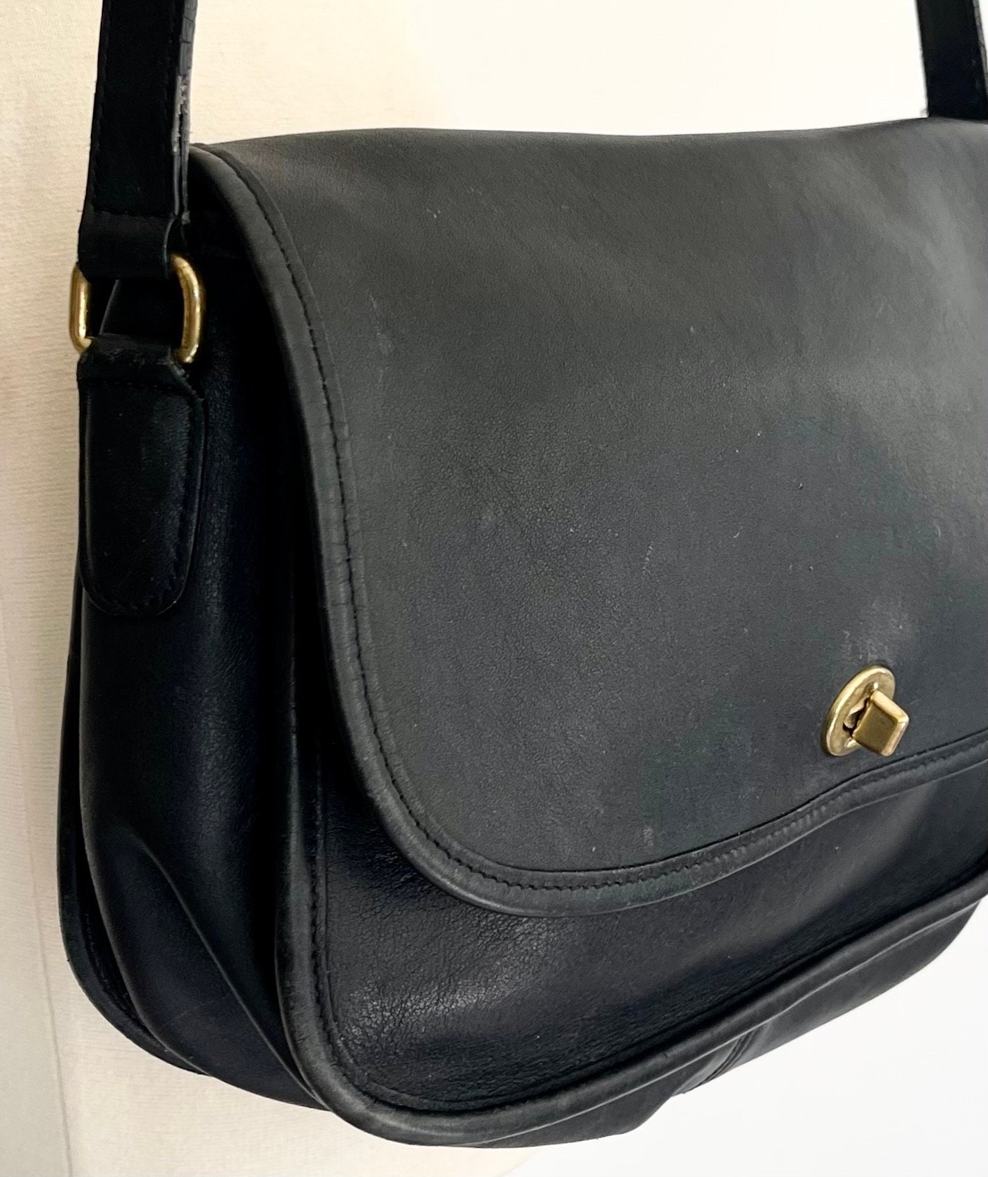 Coach 9790 City Bag Flap Purse Crossbody Y2K Vintage Soft Coach 9790 City Bag Flap Purse Crossbody Y2K Vintage Soft