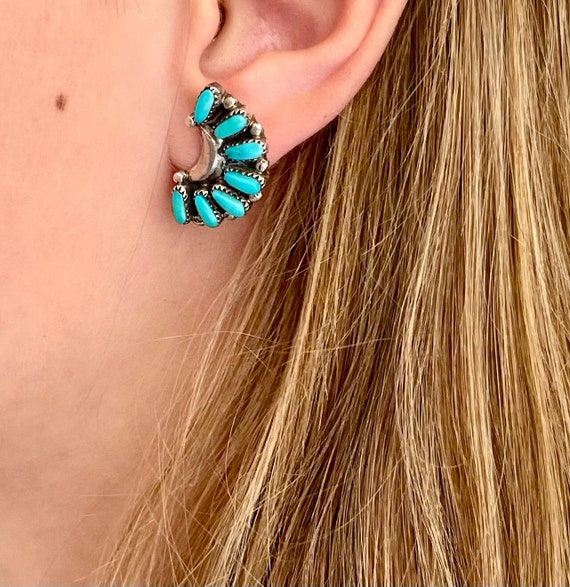 Signed Needlepoint Turquoise Earrings Bill & Lou Zuni Fan Semi Circle Shape Vintage Native American Sterling Silver Floral Scalloped