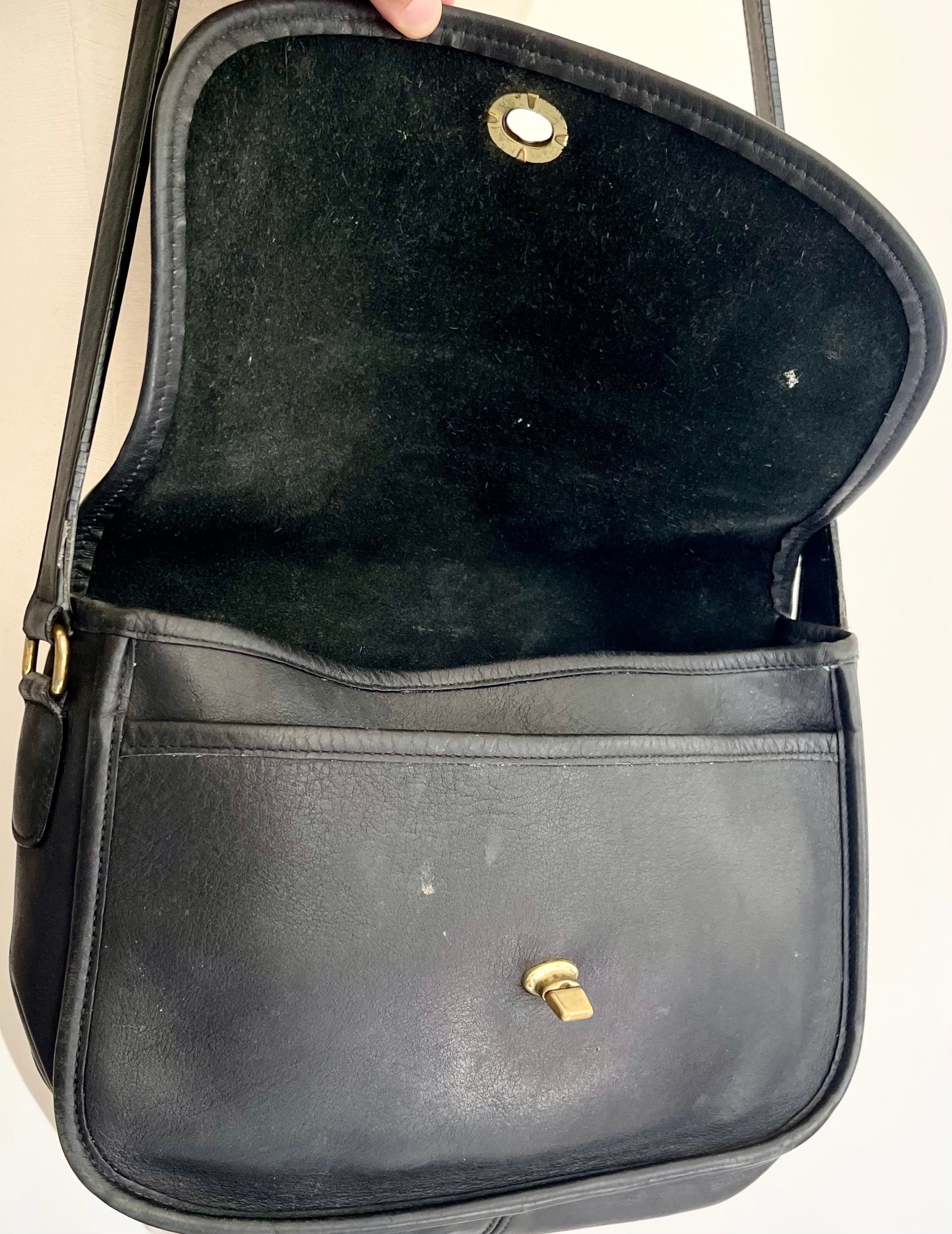Coach 9790 City Bag Flap Purse Crossbody Y2K Vintage Soft Coach 9790 City Bag Flap Purse Crossbody Y2K Vintage Soft