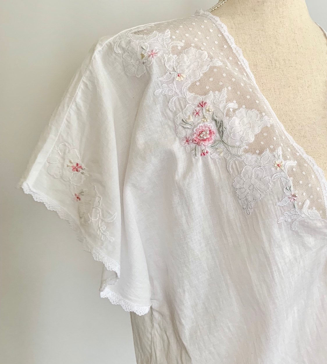 White Cotton Bed Jacket Vintage Sara Beth Sleepwear Kimono Cover Up Top