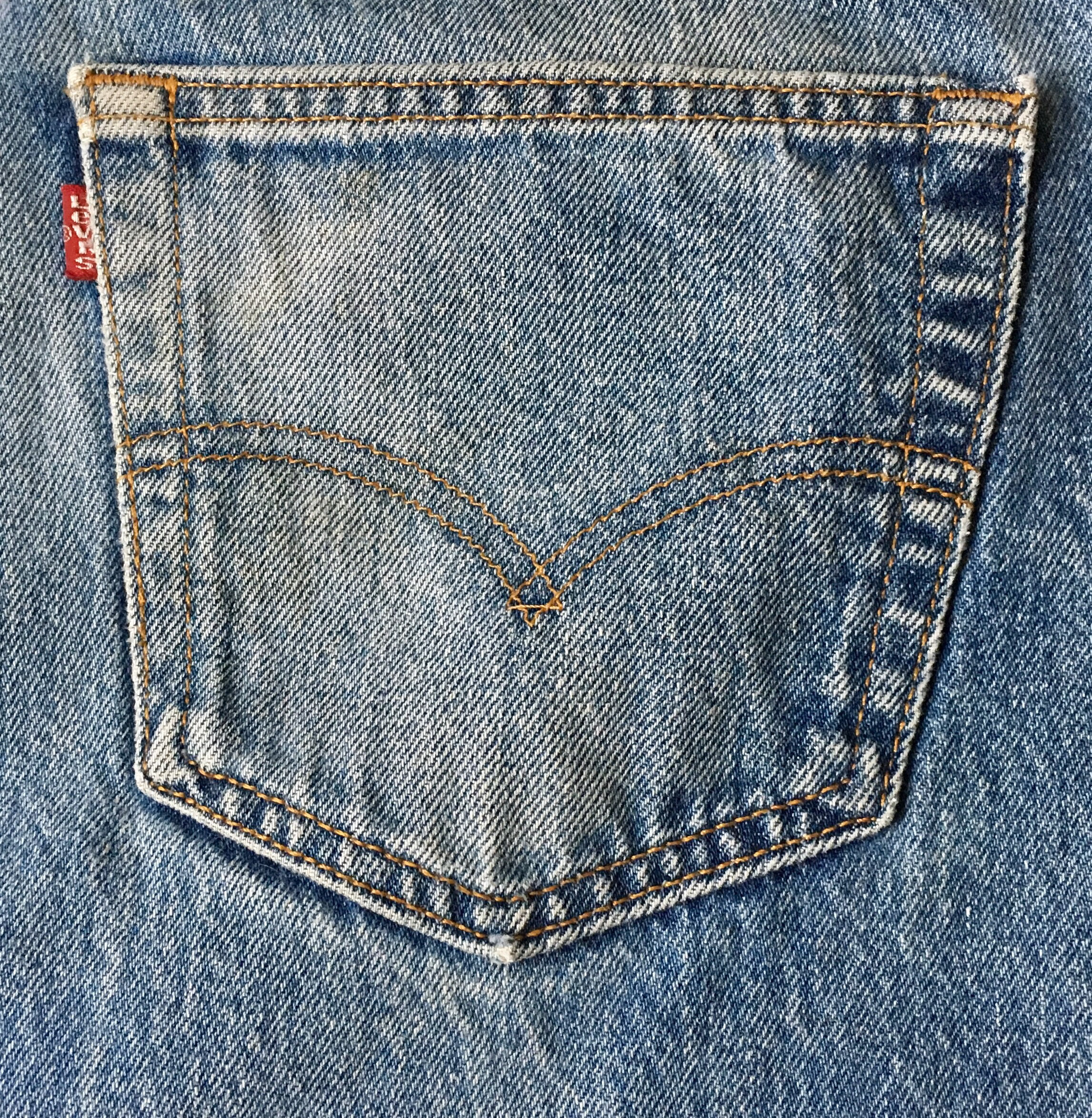 levis 501 red tab