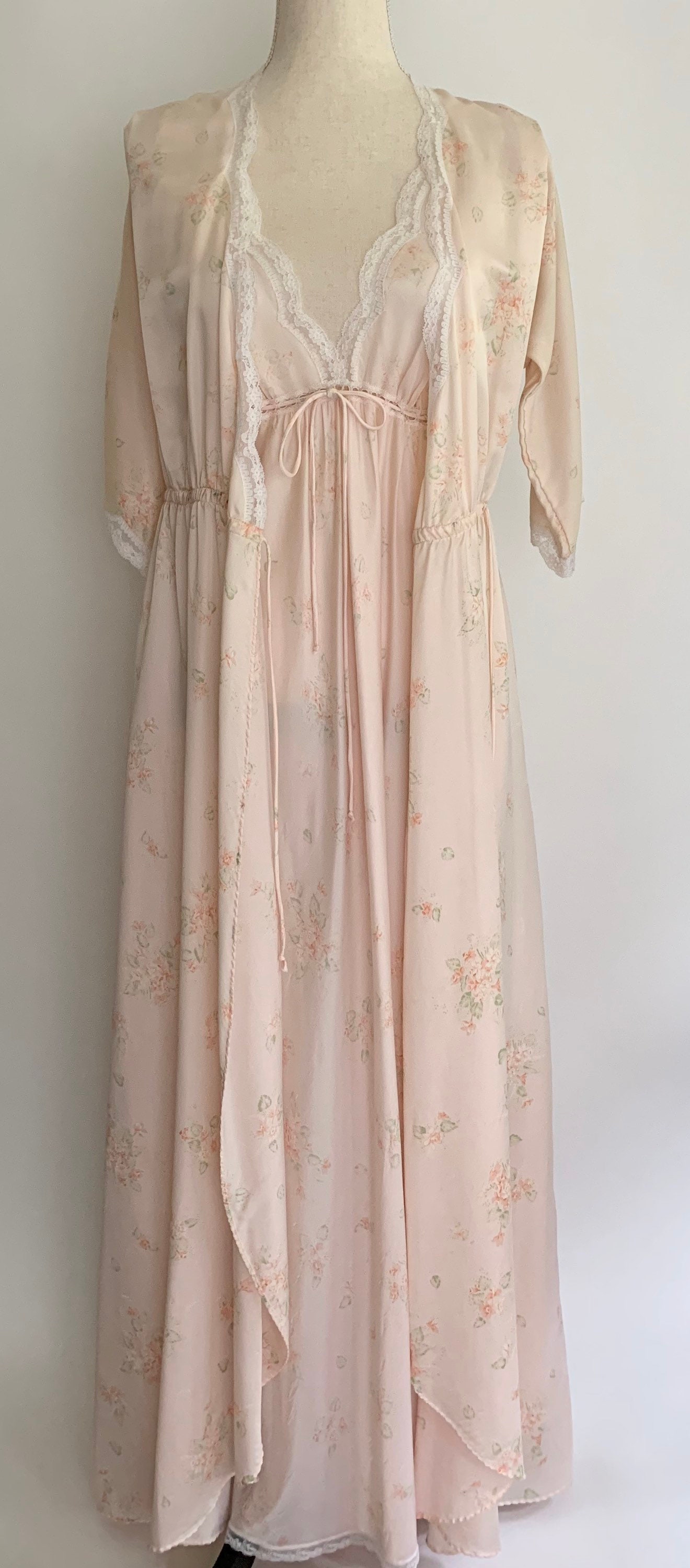 Christian dior nightgown and robe store