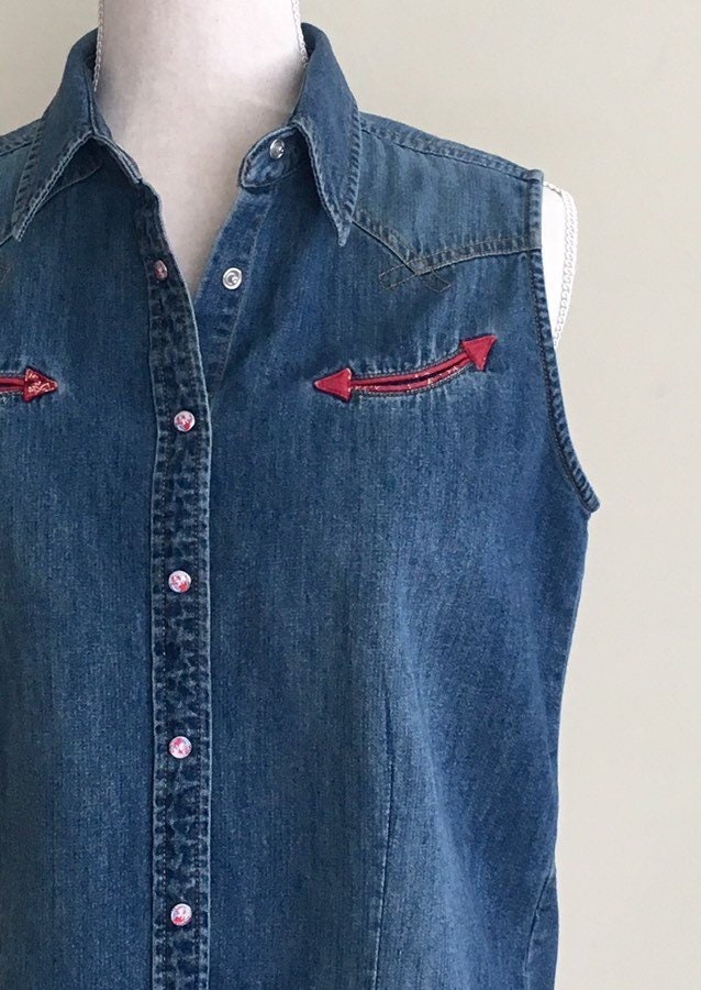 Western Denim Sleeveless Shirt Women's Snap Shirt Red Bandana Details
