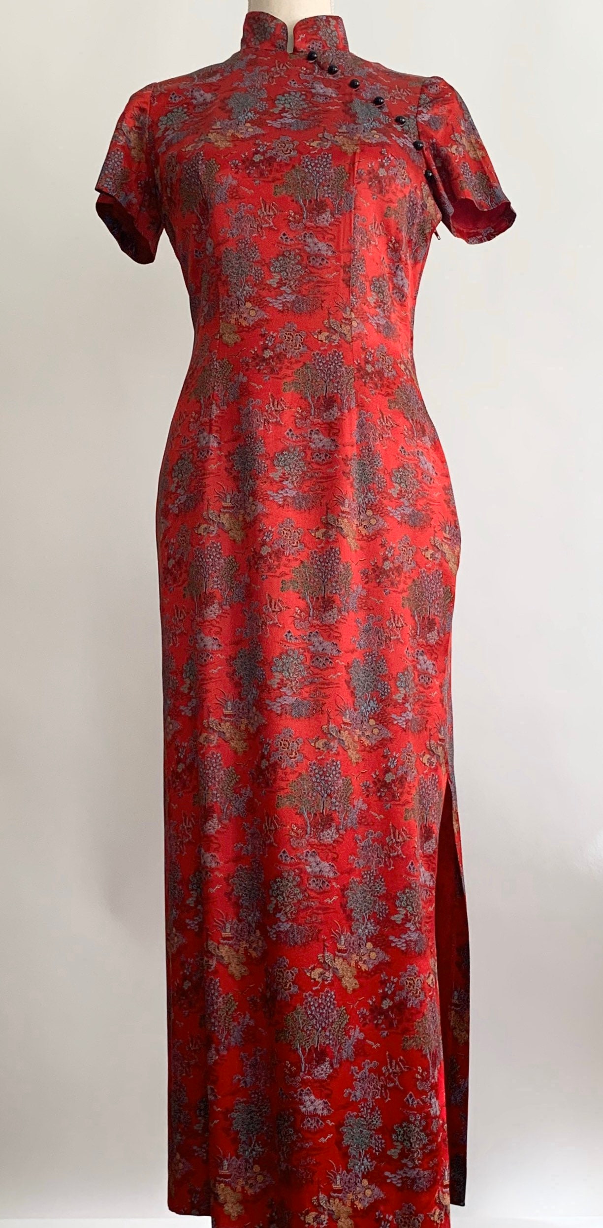 7Fairy Women's Red Long Chinese Cheongsam Dress - Floral Embroidery With Ten Buttons
