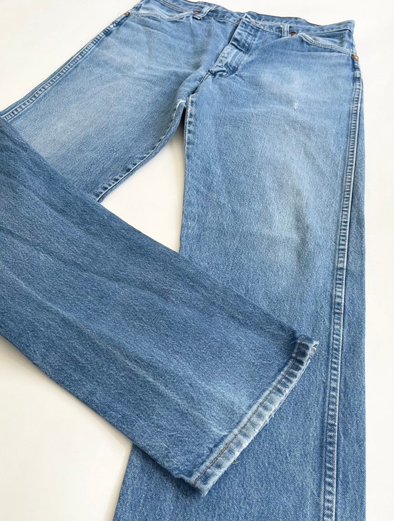 70s Wrangler Denim Jeans Made in USA Faded Medium Blue Vintage Wash Pants All Cotton