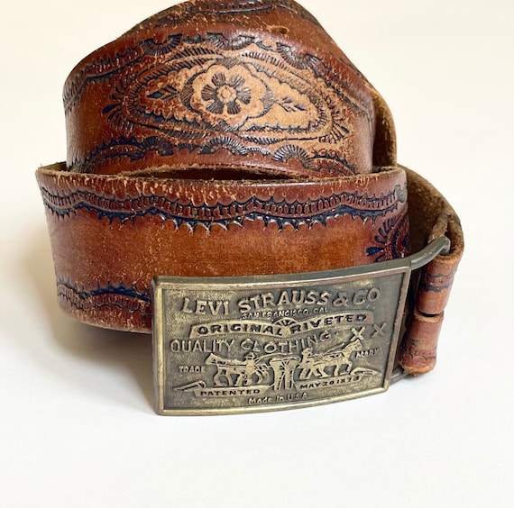 levis belt buckle