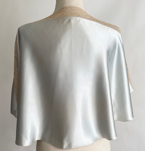 Icy Blue Satin Bed Jacket Vintage 30s 40s Lingeri… - image 8