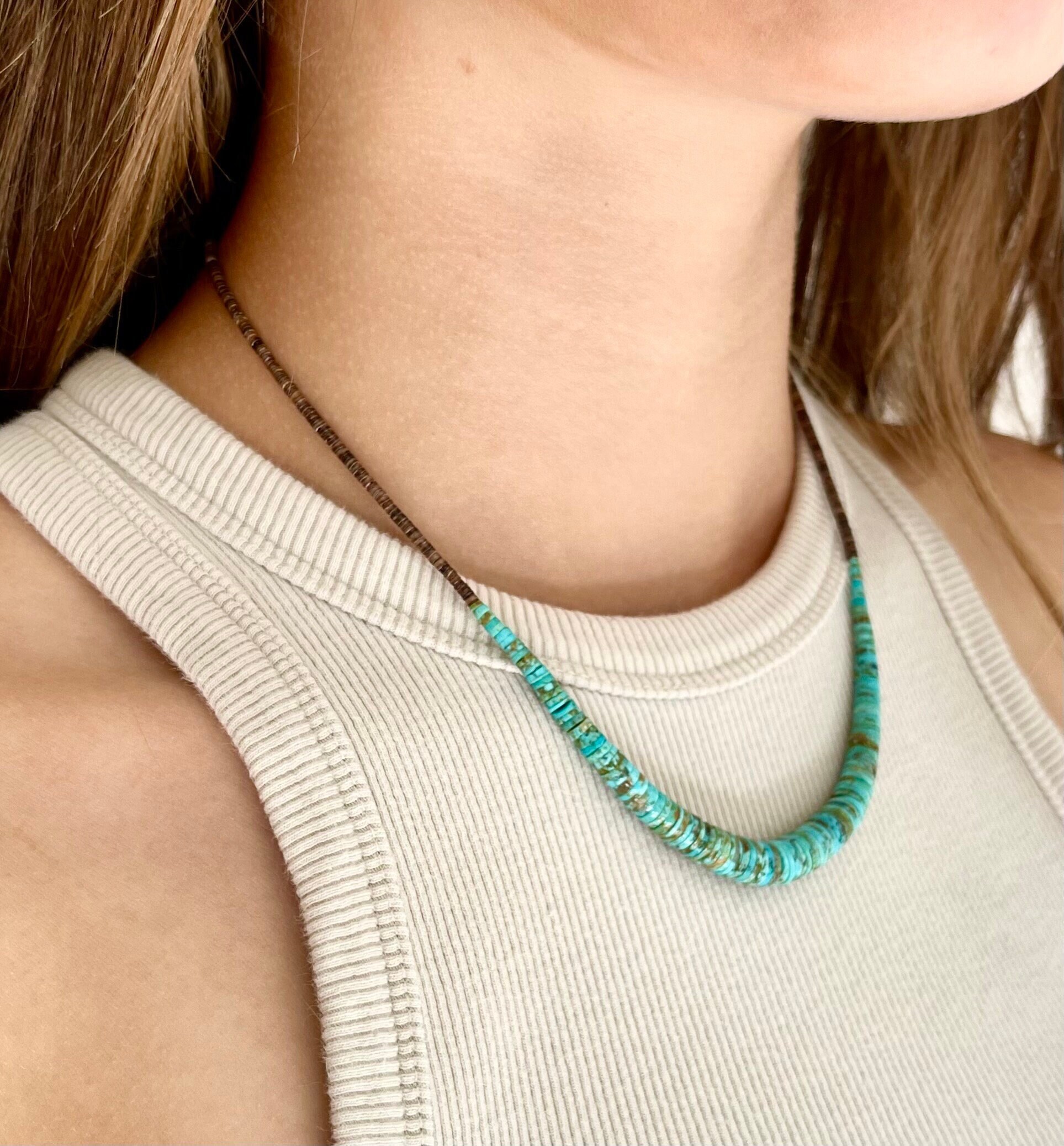 Native American Exquisite Santo Domingo Graduated Turquoise Sterling Silver Necklace Native American Exquisite Santo Domingo Graduated Turquoise Sterling Silver Necklace