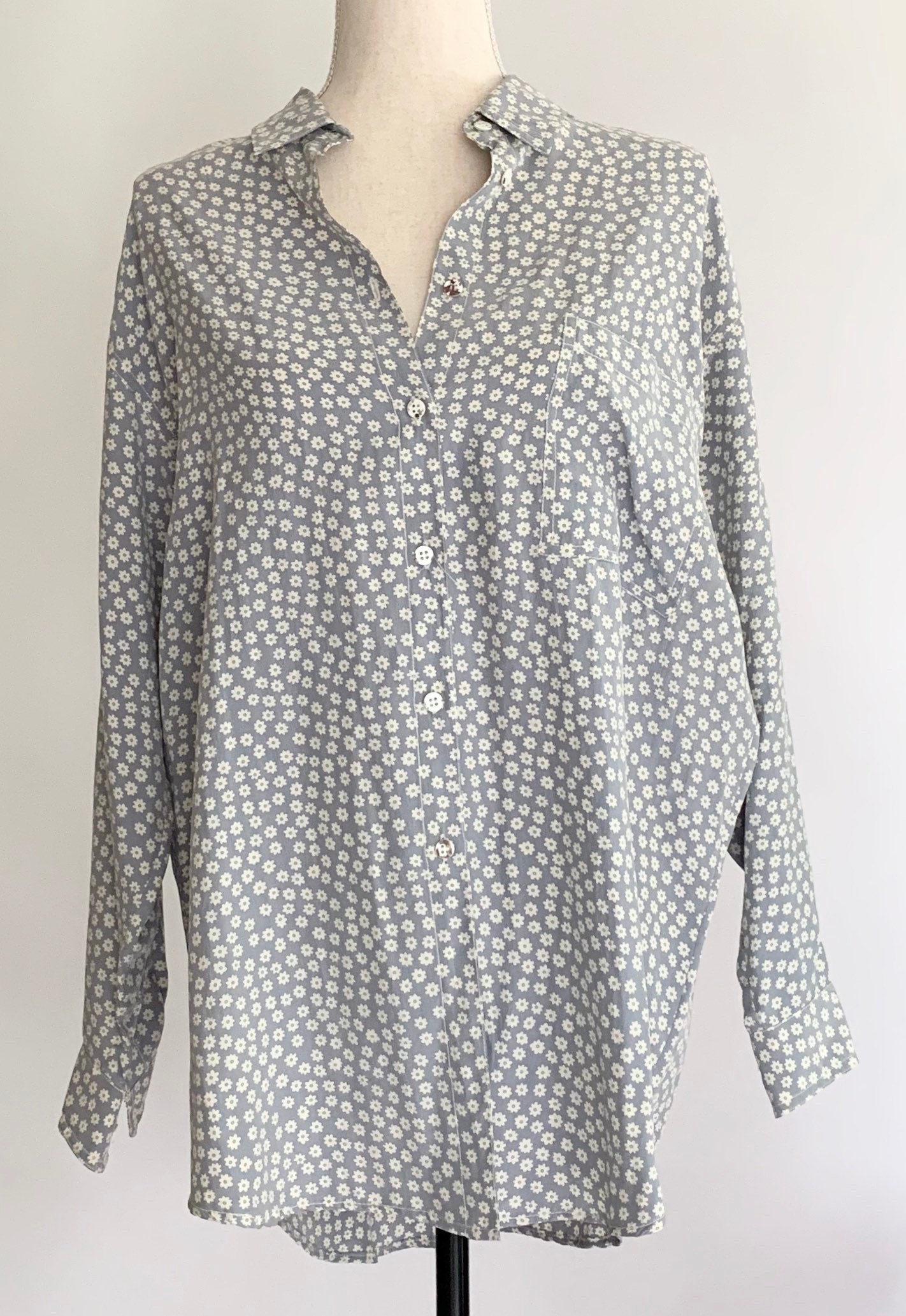 Easy Silk Tunic Shirt Vintage 80s Adrienne Vittadini Sport Soft Pale ...